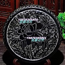 品名:山西青石手工雕刻《壽鳥鼓托》 尺寸:面直徑14.5cm厚3cm 介紹:山西青石手工雕 壽山石 印章 擺件 二手【國玉之鄉二店】565 歷史價格詳細信息