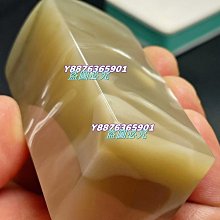 品名: 老撾水洞朱砂雕《多子多福》印鈕 規格：2.6x2.6x4.6厘 產地：老撾 工藝： 壽山石 印章 擺件 二手【國玉之鄉二店】30 歷史價格詳細信息