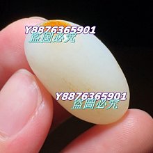 可議價 和田玉碧玉特色辣陽綠手鐲 老坑料顏色漂亮 很靚麗的顏色， 有翡翠般的綠感，很有特色的一支 舊藏 古玩 和田玉 二手【俗人堂】-1818 歷史價格詳細信息