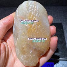 善伯洞石的特徵很明顯，老性善伯洞石中有金砂點，有的石中有粉白色的色斑，俗稱“花生糕”。善伯洞石的質地微堅而又帶有韌性，所以雕刻鑿坯時比較吃力。 歷史價格詳細信息