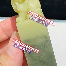 【作品】：青田封門水墨  【規格】：29 30 72mm  【印章描述】：石質油潤而雅靜， 壽山石 擺件 文玩 二手【國玉之鄉】992 歷史價格詳細信息