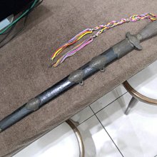 原住民佩刀 勇士番刀 黃銅鑰匙 番刀 露營 生存遊戲 軍刀 蕃刀＊花蓮丸石刀剪《5吋合金鋼山刀/附刀鞘-M012》 歷史價格詳細信息