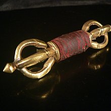 乖乖@賣場~紫砂壺~朱泥六方壺~款~大明宣德年製~壺蓋有款.容量約~430cc(A93) 歷史價格詳細信息