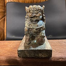 【100元起標無底價～全新➽精選商品】珠光湛藍色無印後腰鬆緊帶金屬排釦壓摺一片A字裙質優彈力短裙 (尺碼-S) 歷史價格詳細信息