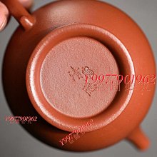 小高潘｜優質朱泥｜125cc｜半手  把圓而挺括，似乎有循 茶具 古玩 老貨 【探幽坊】二手-1702 價格比較,價格查詢,歷史價格詳細信息
