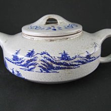 一廠白標期 紫泥調段砂底款:王國芳 容量:260cc@壺藝園 歷史價格詳細信息