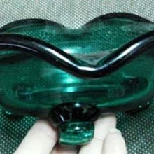 老玻璃果盤，美品小玻璃盤，精美老玻璃盤，一百年歷史左右了，器9819 歷史價格詳細信息