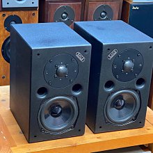 早期鐵箱(1)~~工具箱~~双提把~~長約61CM~~重約15.7KG~~懷舊.擺飾.道具 歷史價格詳細信息