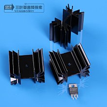 【梅花三鹿】熱銷款 時尚潮錶 微NG 磁扣式 沒有手圍限制 附盒+證書 歷史價格詳細信息