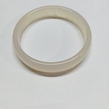 瑪瑙手鐲帶鐲心套鐲一抹黃高冰透圓條灰冰底 48.5圈口10圓條 有購買記錄 首飾 水晶 手鐲 二手【紫竹齋】824 歷史價格詳細信息