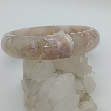 櫻花瑪瑙貴妃手鐲  合適51圈口戴   帶牛血紅 櫻花瑪瑙手 歷史價格詳細信息