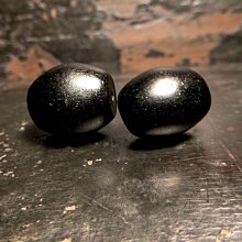 藏傳黑天珠。 珠子老氣感十足 包漿醇厚 風化細膩 風化紋明顯20189 歷史價格詳細信息