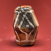 二期蝕花瑪瑙線珠 (4) 歷史價格詳細信息