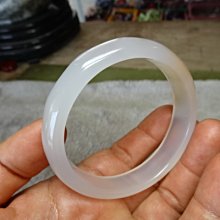 《藍晶寶石玉石特賣→〈手鐲系列〉→天然清透紅虎皮牛奶玉髓超厚寬版手鐲→W782 歷史價格詳細信息