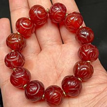 清代花瓣紅瑪瑙隔珠 一對第一個直徑：1.37CM 厚度：0.374374 歷史價格詳細信息