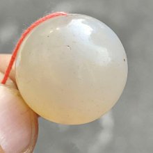 老瑪瑙大尺寸珠手串，每顆多至2000年保老保真，隔珠也是高古的。大珠約2.2厘米，最小約1.95厘米左右。共十顆收齊一串實屬不易，難得一見的 歷史價格詳細信息