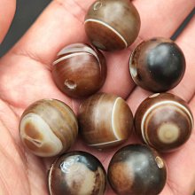 實價不刀籽料蛇新疆和闐玉籽料獨籽白玉一級白富貴纏身吊墜掛件， 歷史價格詳細信息