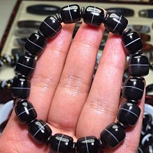 保山天然原礦冰飄水紅平安扣，吊墜掛件，簡單平安，天然原礦南紅，無裂，色鮮，有點天然的石紋， 歷史價格詳細信息