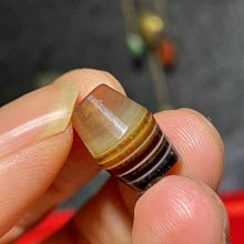 一顆瑪瑙的管子，尺寸2.9*0.5，沒有任何毛病，一物一圖標17678 歷史價格詳細信息