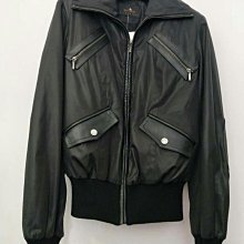 國內設計師 VACAE 黑色荷葉秀造型 黑色長版外套 洋裝 購於松菸誠品 原價9980  很有PRADA風格 歷史價格詳細信息