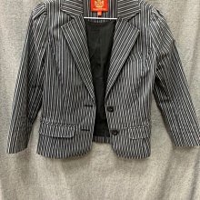 KnightsBridge 斷貨款黑色蛋糕褲裙 M號 歷史價格詳細信息