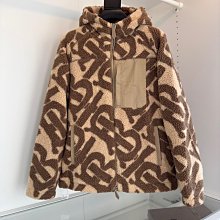 【BUR王牌尖貨，鎮店之寶】 妳們心心念的套裝來了，接下來還有多個運動套裝上新，秋冬款火熱上線了，套裝衛衣重磅來襲，BUR王牌渠道，男女情侶款。 歷史價格詳細信息