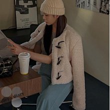 暖絨絨翻領粉色點點背心式外套 歷史價格詳細信息