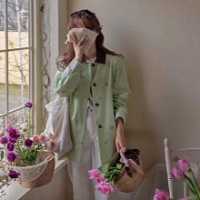 Bellee 正韓  刺繡小花朵細肩綁帶洋裝  (2色)  【0523-20】 歷史價格詳細信息