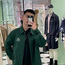 prada  新款上身網圖 春夏季必入的酒椰纖維造型包 歷史價格詳細信息