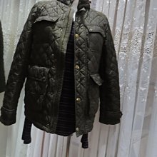 Burberry 外套 棒球外套 夾克 早春兔????台灣冬天超合適，年限定新品！拼皮袖，可愛的BT標識刺繡兔子 歷史價格詳細信息