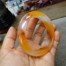 《藍晶寶石玉石特賣→〈手鐲系列〉→天然清透紅虎皮牛奶玉髓超厚寬版手鐲→W782 歷史價格詳細信息