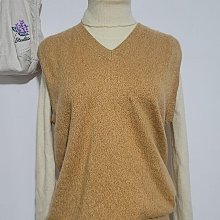 古著日本羊絨外套，羊絨羊毛混紡，g萊因藍色顯白第一名，偏厚小短款外套，胸圍左右長度左右，成 歷史價格詳細信息