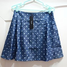 HONEY小舖@全新專櫃有吊牌brand.a 腰鬆緊純色 造型裙M號直購價590元買三件免運費 歷史價格詳細信息