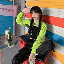 女孩爵士舞露臍街舞上衣套裝jazz舞蹈走秀練功服嘻哈潮牌表演潮服 歷史價格詳細信息