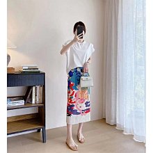 高檔三宅褶皺2024時尚氣質女裝釘珠拼色寬松遮肚褶皺裙 A字裙 過膝長裙A86922 歷史價格詳細信息