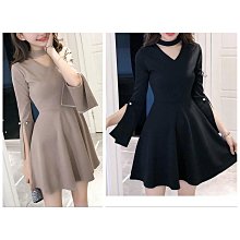 甜美性感V領拼接蕾絲條紋寬鬆長袖針織上衣(白.黑M-4L)-F146熊衣褲語 歷史價格詳細信息