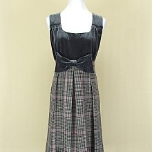 ◄貞新二手衣►O'2ND 韓國精品 黑色V領羊毛桑蠶絲棉質洋裝M(1號)(27111) 歷史價格詳細信息