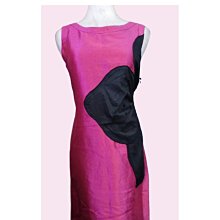 ※都會名牌※【iRoo】紅黑花王紗質拼接黑色裙無袖洋裝 歷史價格詳細信息