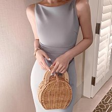 [ ohya梨花 ] =韓國帶回=最新春夏新款名媛設計款杏色/黑色荷葉邊皺摺顯瘦造型連身裙小洋裝 歷史價格詳細信息