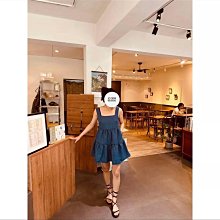 轉賣 衣喆服飾 韓版寬鬆大尺碼連身衣 灰色 歷史價格詳細信息