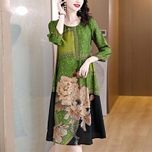 時尚氣質減齡圓領休閒運動套裝女2024年春季新款修身束腳褲兩件套 歷史價格詳細信息