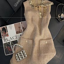 [ ohya梨花 ] =韓國帶回=最新春夏新款名媛設計款杏色/黑色荷葉邊皺摺顯瘦造型連身裙小洋裝 歷史價格詳細信息