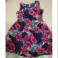 小提琴 L 47cm附件如圖 二手藏品 4/4 背袋有二層口袋 主拉鍊頭完好但己掉拉頭 69x21x12cm 背袋尺寸 歷史價格詳細信息