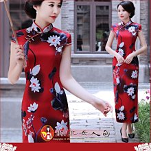 媽媽禮服 改良旗袍禮服 春秋季新式絲絨改良戴旗袍禮服 中年女長款氣質媽媽裝 婚宴聚會禮服裝 端莊大氣典雅時尚大尺~躍野好物~ 歷史價格詳細信息