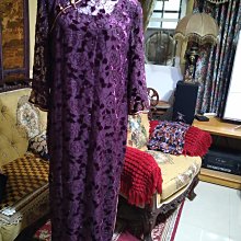 古著旗袍長度128胸圍86肩寬36腰圍68適合很瘦姐妹，后面輕微黃點 歷史價格詳細信息