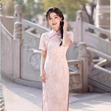 淡粉 虹彩 ???? -老件手工玻璃燈，品相完整 -規格：E27 桌燈、調光線控 -尺寸：開口徑約8.5、最寬處14、高17 歷史價格詳細信息