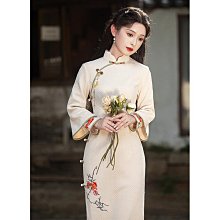 2024秋季新款復古國風新中式盤扣改良旗袍襯衫女小眾刺繡長袖上衣 歷史價格詳細信息