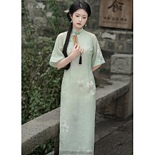 2023年夏季新款綠色氣質小眾設計感百褶氣質百搭高腰中長款半身裙 歷史價格詳細信息