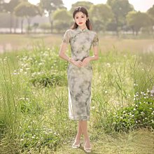 2023年夏季新款綠色氣質小眾設計感百褶氣質百搭高腰中長款半身裙 歷史價格詳細信息