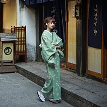 和服 日本女士和服浴衣茶花黑白貓和服聚酯纖維印花舞臺和服復古寫真-特價 歷史價格詳細信息
